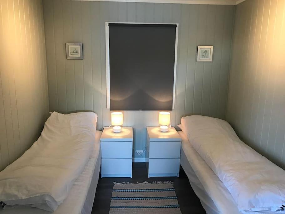 Hytte Ved Sjoen Napp Esterno foto