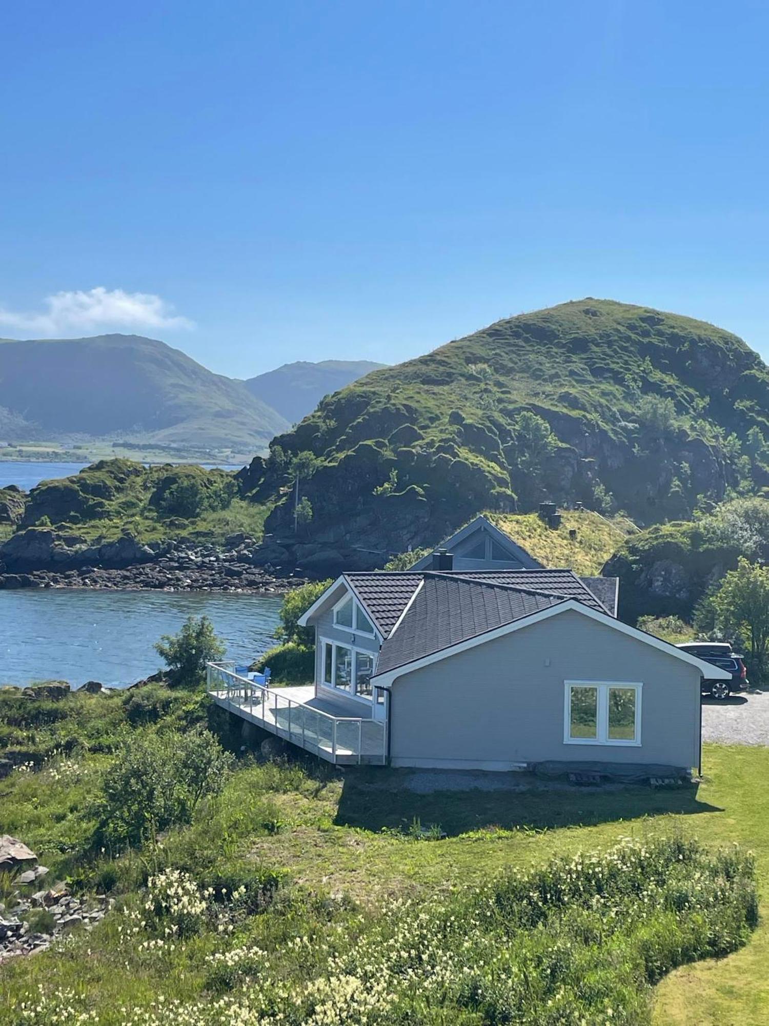 Hytte Ved Sjoen Napp Esterno foto